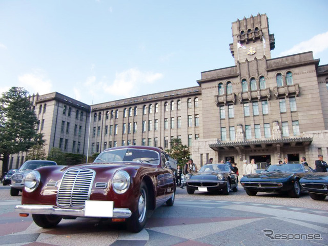 京都市役所に並べられた参加車達。先頭はマセラティA6