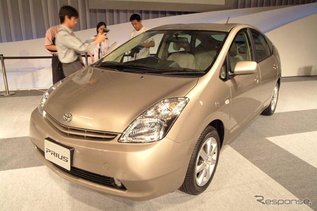 【新型トヨタ『プリウス』発表】リーダーとしてのデザイン品質
