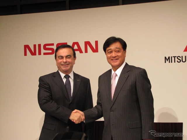 日産自動車カルロス・ゴーン社長と三菱自動車益子修社長