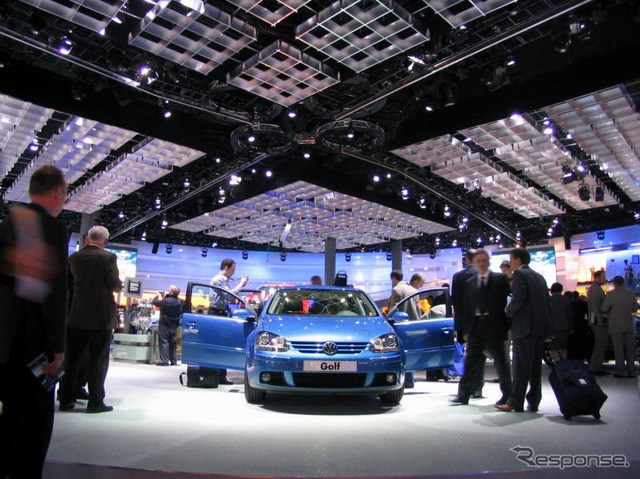 【フランクフルトショー2003速報】VW『ゴルフ』、日本仕様は…