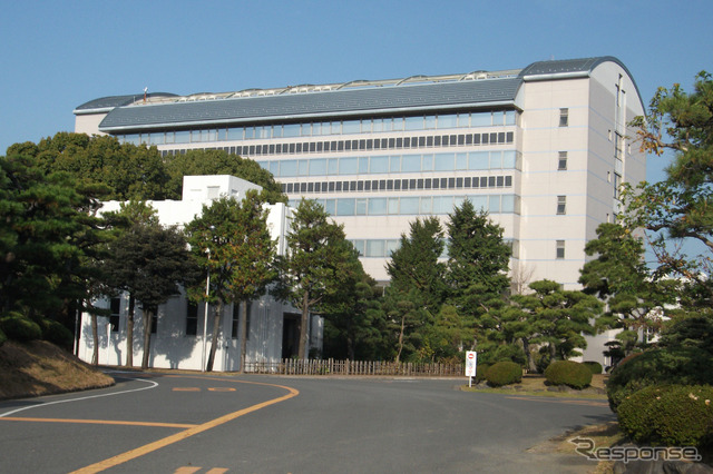 研究開発センター(平塚製造所内)