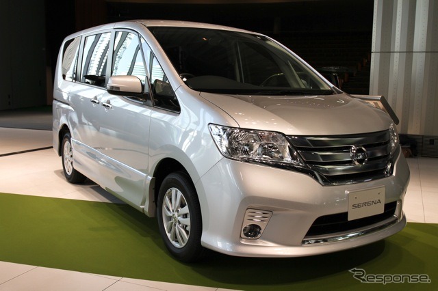 日産セレナ