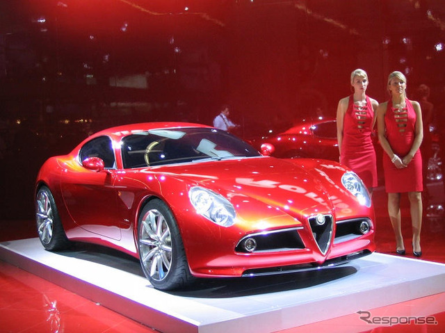 【フランクフルトショー2003写真蔵】もっとも美しい---アルファ『8Cコンペティツォーネ』