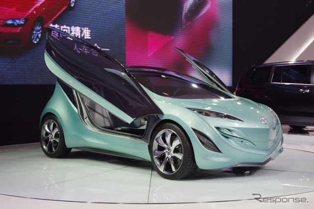 SKYACTIVを搭載したコンセプトカー清