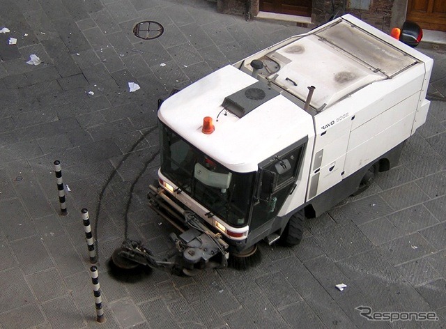 シエナで使用されているラーボ製清掃車