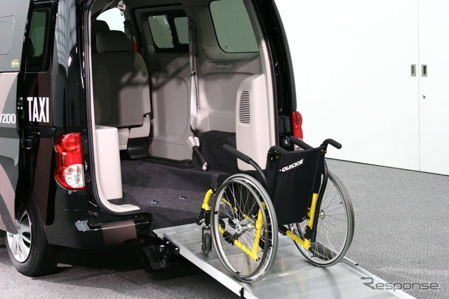 NV200みんなのタクシー(プロトタイプ)