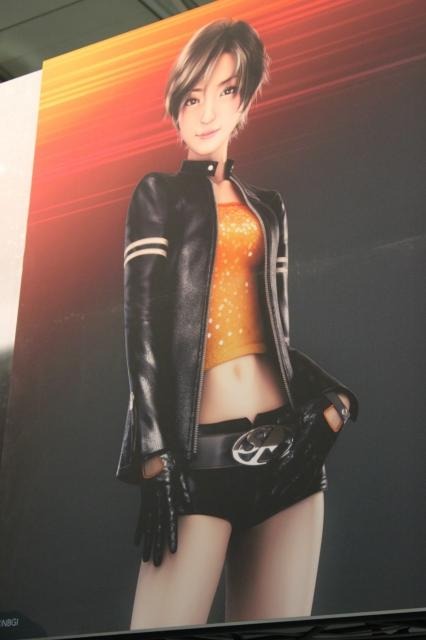 【Nintendo World 2011】『リッジレーサー3D』とリアル永瀬麗子 【Nintendo World 2011】『リッジレーサー3D』とリアル永瀬麗子