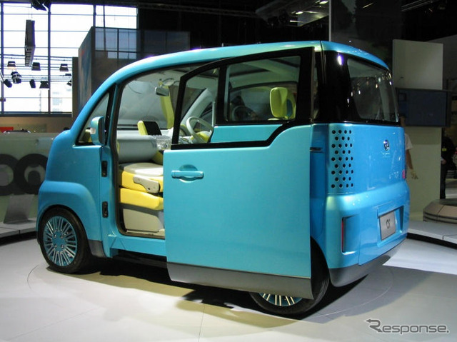 【フランクフルトショー2003速報】シリアスなコンパクトカー、ダイハツ『ai』