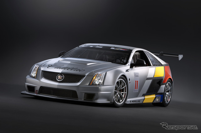 CTS-Vクーペのレースカー
