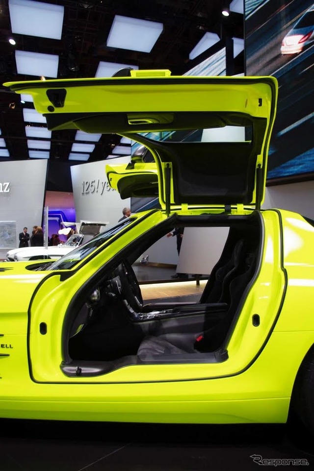 メルセデスベンツSLS AMG E-CELL