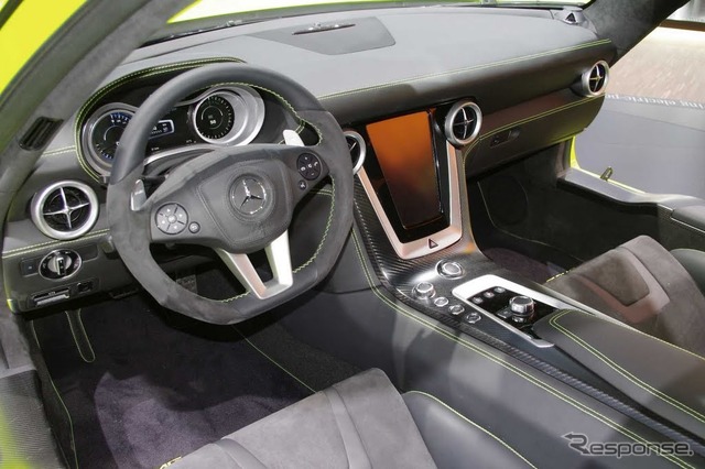 メルセデスベンツSLS AMG E-CELL