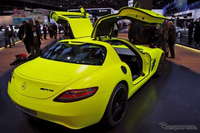 メルセデスベンツSLS AMG E-CELL