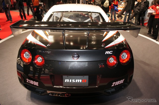 NISMO、レース専用車両「GT-R RC」を発売