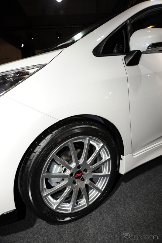 スバル トレジア STI コンセプト