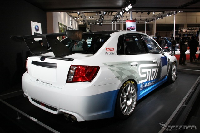 スバル、ニュルブルクリンク24時間レースのテストカー