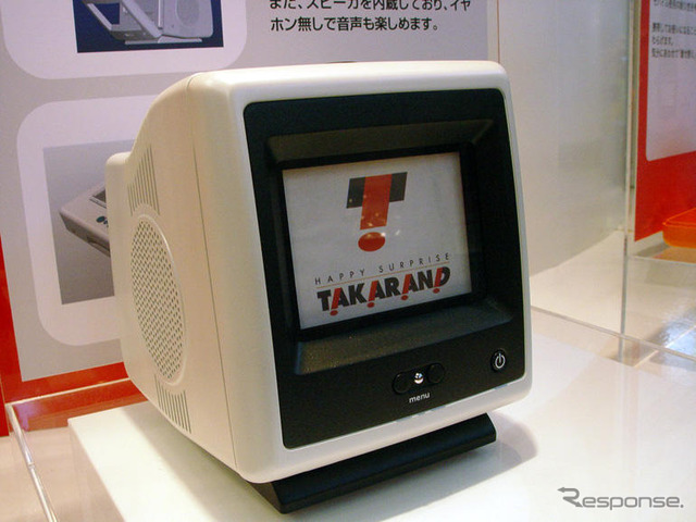 【WPC EXPO2003】小型端末で放送衛星からの電波をキャッチ