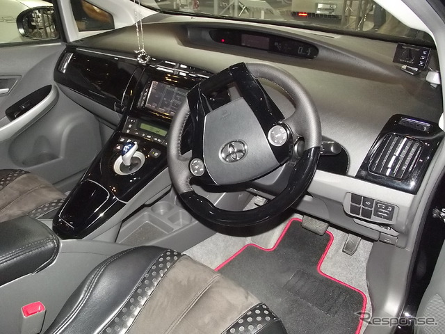 BINSET FIVE 30PRIUS／トヨタ『プリウス』