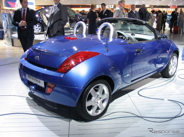 【フランクフルトショー2003ブースレポート】欧州でかなりの存在感---フォード