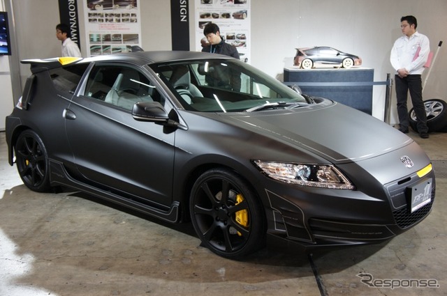 ホンダアクセスが出品したCR-Zの実験車両 TS-1X