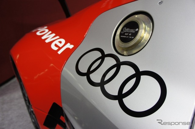 アウディ R8 LMS