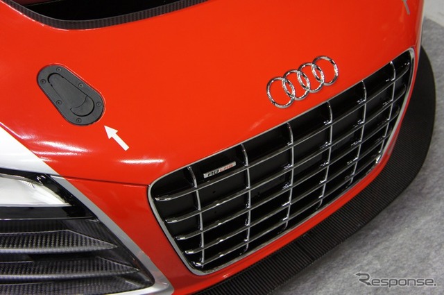 アウディ R8 LMS