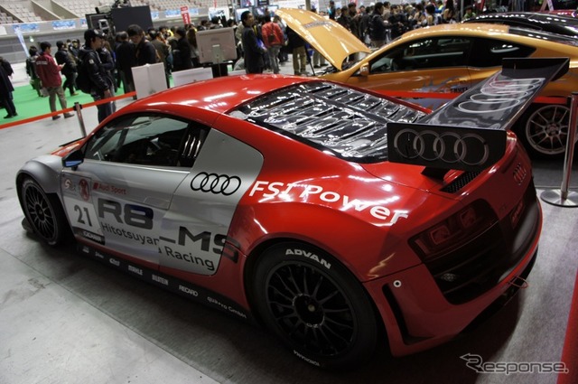 アウディ R8 LMS