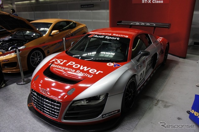 アウディ R8 LMS