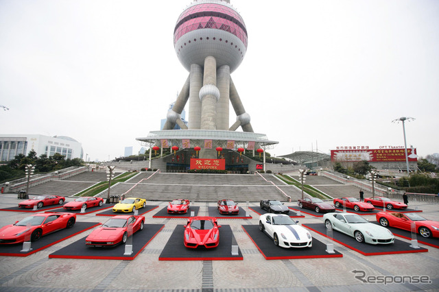 中国で999台目のフェラーリの納車セレモニーがおこなわれた