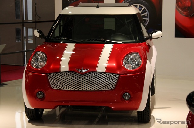 シャトネCH26(フランス)。エンジンはヤンマー製ディーゼル