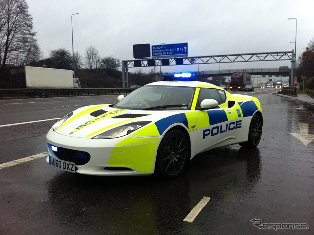 エヴォーラ警察仕様