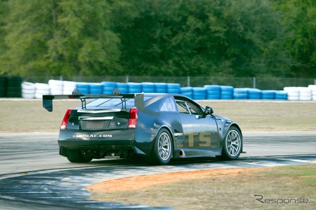 CTS-Vクーペのレースカー