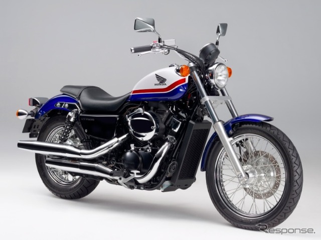 VT750S (パールヘロンブルー)