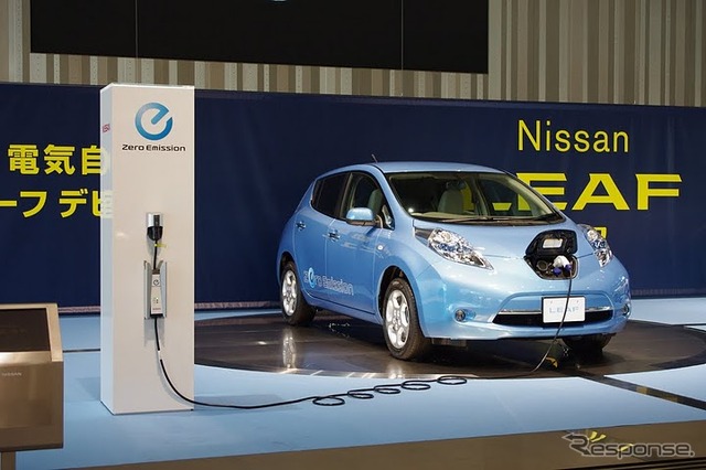 日産リーフ