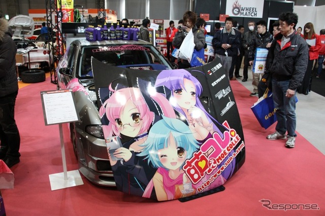 オートサロンとえば痛車?(三栄書房ブース)