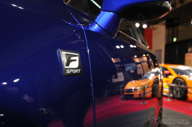 レクサス CT200h Fスポーツ