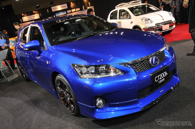 レクサス CT200h Fスポーツ