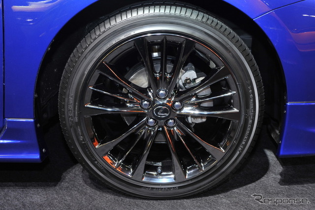 レクサス CT200h Fスポーツ