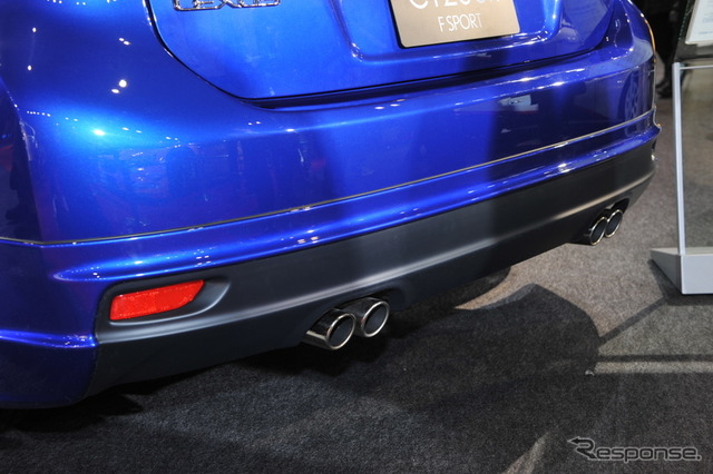 レクサス CT200h Fスポーツ