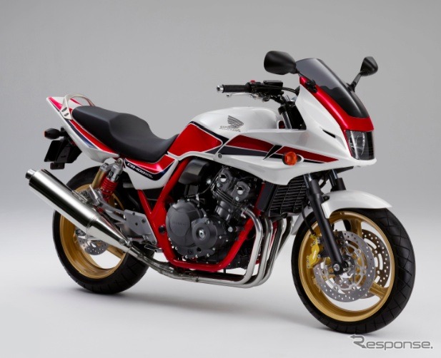 CB400 SUPER BOL D'OR Special Edition（パールサンビームホワイト）