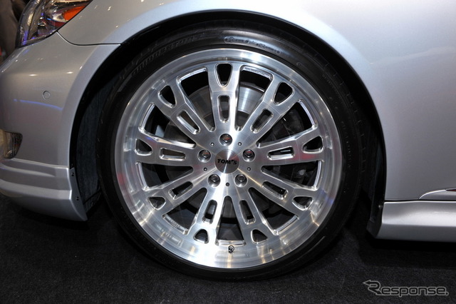 レクサス LS460 トムスバージョン