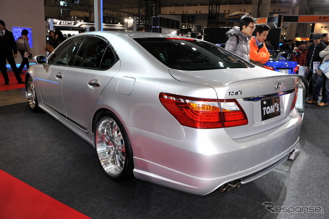 レクサス LS460 トムスバージョン