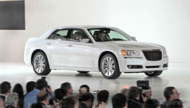 2011年クライスラー300