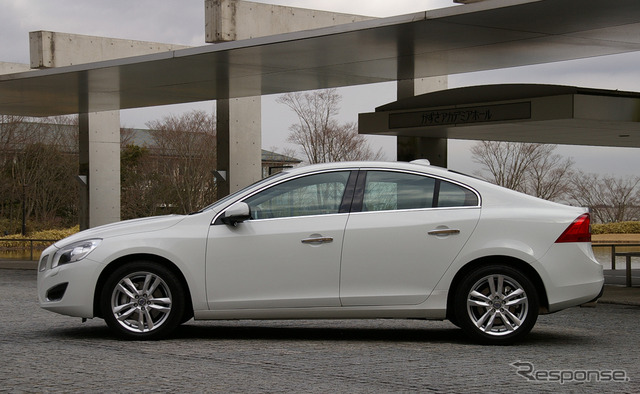 S60