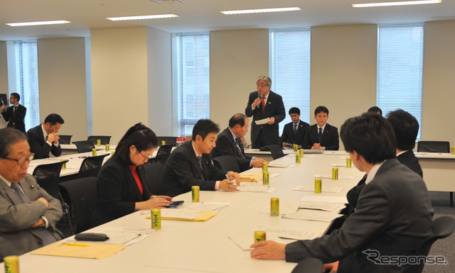 （16日・衆議院議員会館）　撮影＝中島みなみ