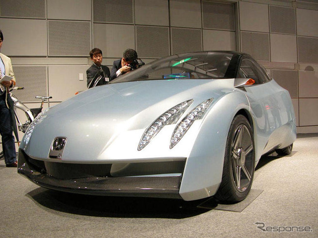 【東京ショー2003出品車】ホンダ『IMAS』は自転車感覚の環境スポーツ