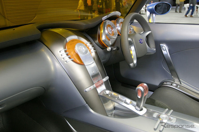 【東京ショー2003出品車】スバル『B9スクランブラー』---新型ハイブリッド!