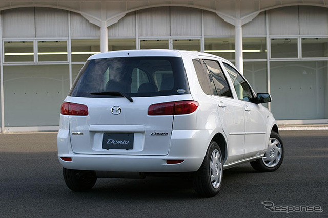 【東京ショー2003出品車】マツダ『デミオ e-4WD』---後輪に電気モーター