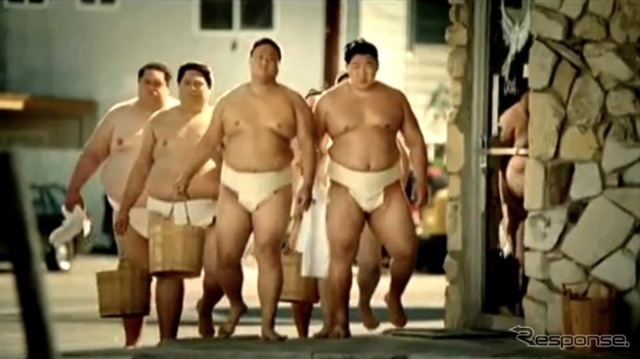 Sexy Subaru Forester Sumo Carwash(動画キャプチャ)