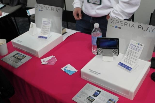 【GDC2011】Xperia Playを初体験・・・Havokがサポート、MLGでプロモーション 【GDC2011】Xperia Playを初体験・・・Havokがサポート、MLGでプロモーション