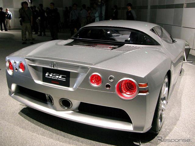 【東京ショー2003出品車】スポーツカーは深化するもの---ホンダ『HSC』